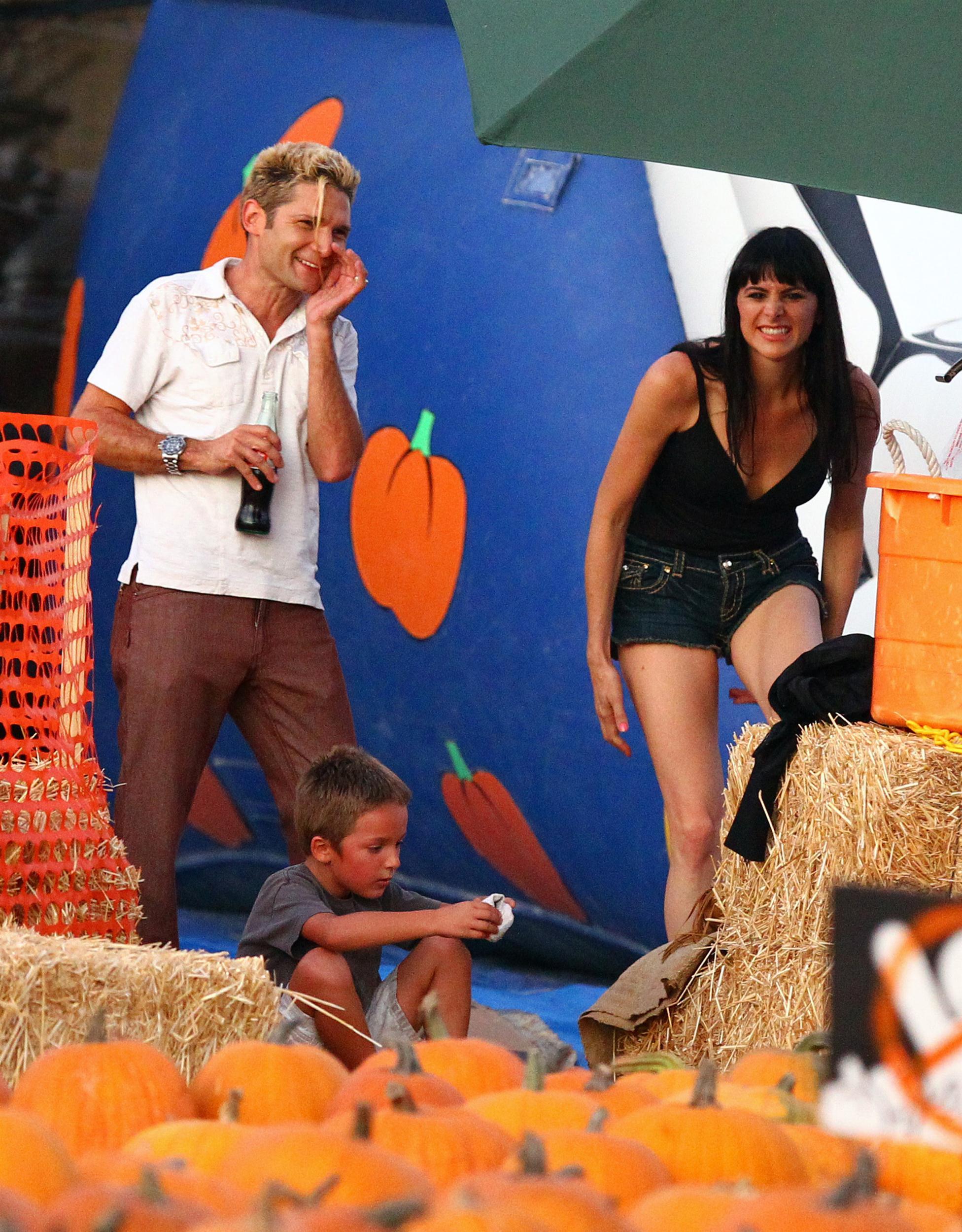 Corey Feldman and his family enjoy the day at Mr Bones Pumpkin Patch | Picture 102331